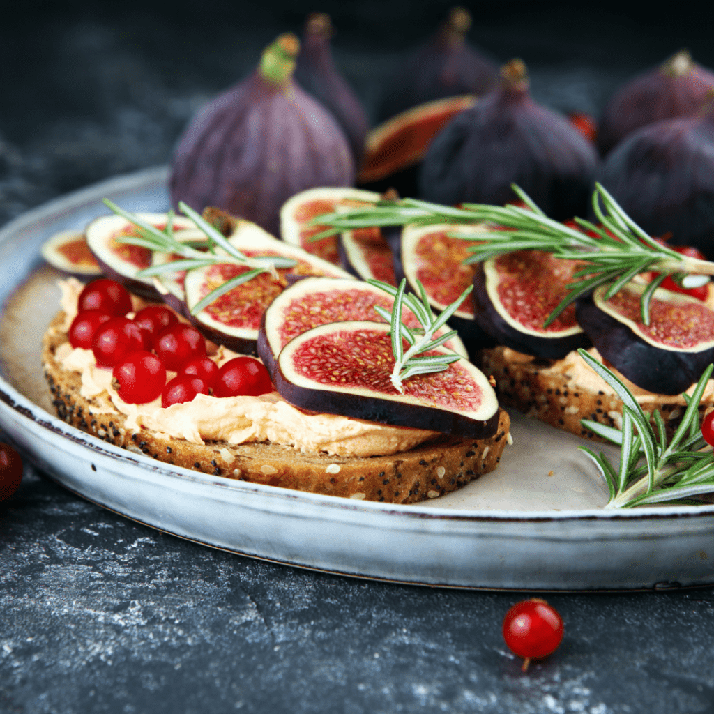 Toast de Noel chèvre figues